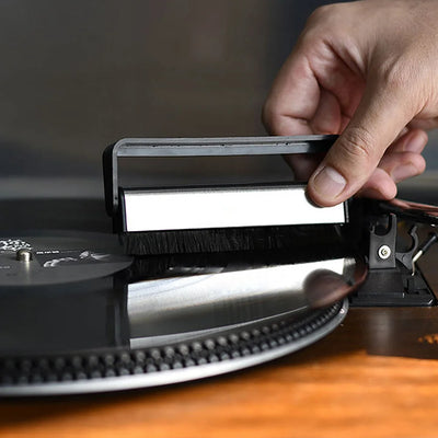 M18K-Anti-Static Vinyl Record Cleaner Brush, Cleaning Brush for Vinyl/LP Records and Speakers